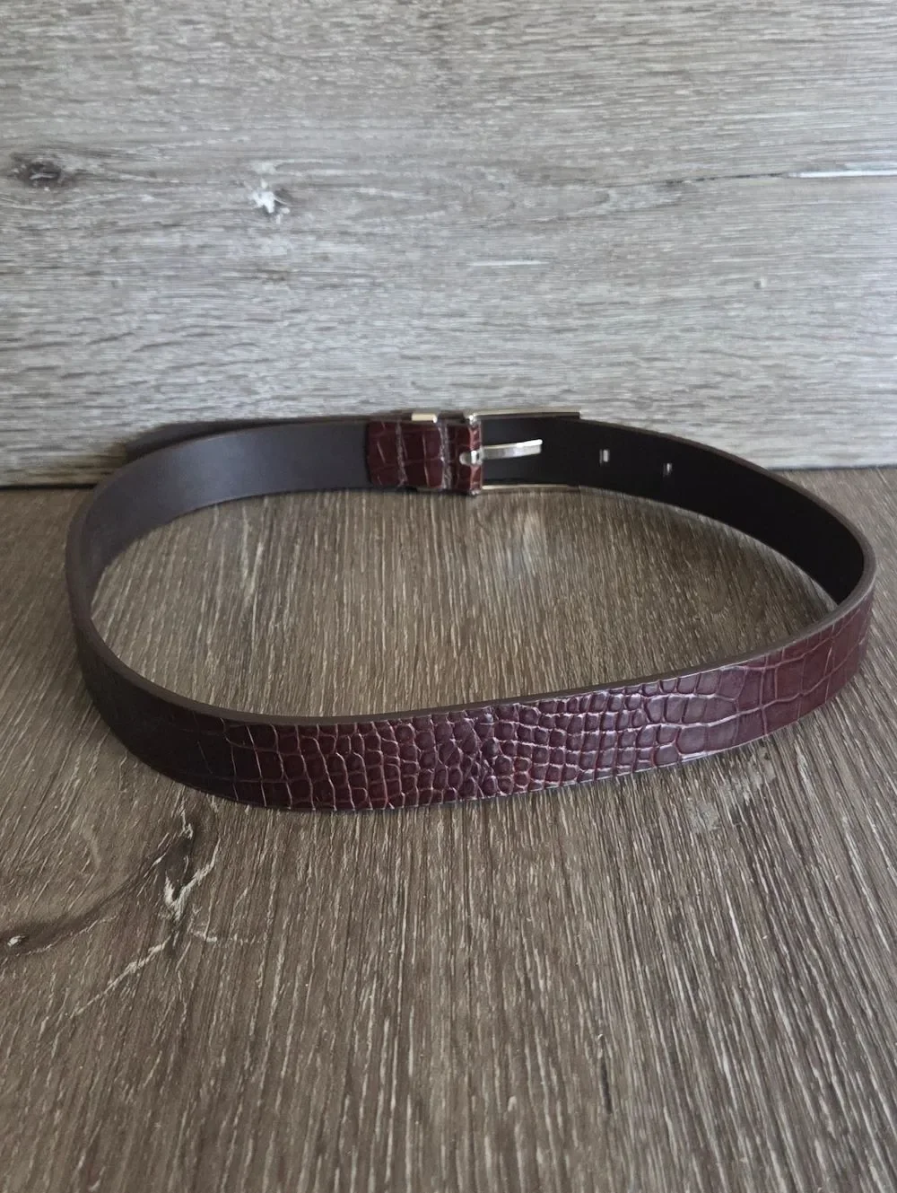 Jones Wear Brown Croc-Embossed Leather Belt - Small